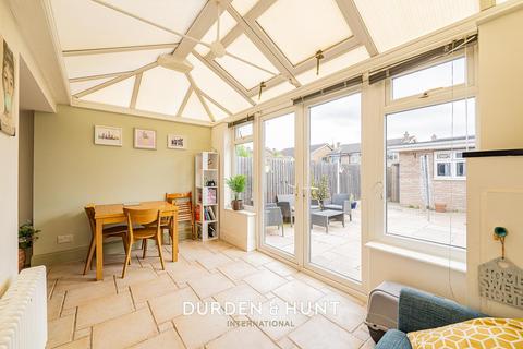 17 Flamingo Walk, Hornchurch, RM12 5QP