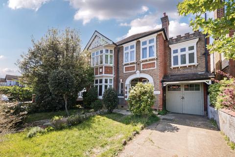 undefined, Gunnersbury Avenue, Ealing, W5