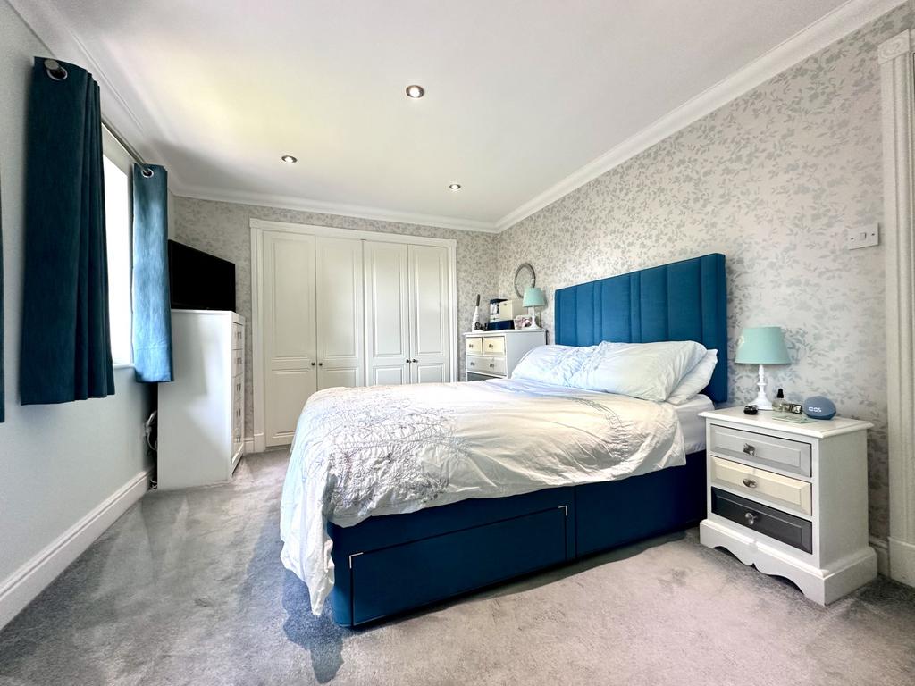 Bed 1