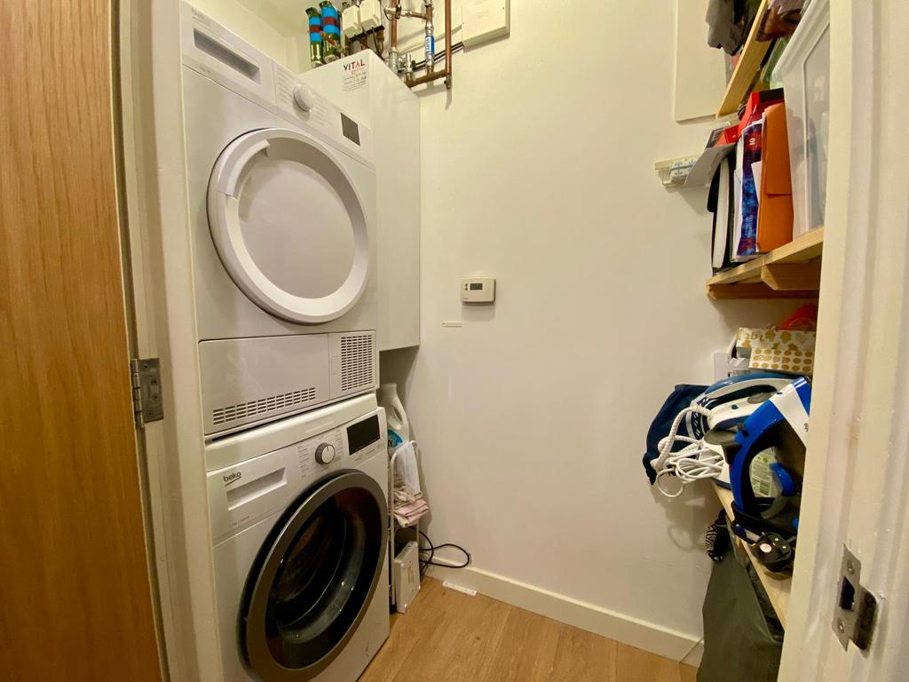 Utility room, utility