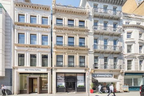 Pall Mall, London SW1Y