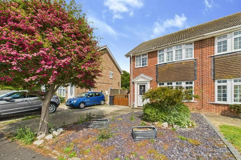 4 Ascot Close, West Wittering, Chichester, PO20 8HW