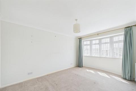 4 Ascot Close, West Wittering, Chichester, PO20 8HW