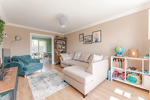 4 bedroom terraced house for sale, Heron Rise, Wymondham
