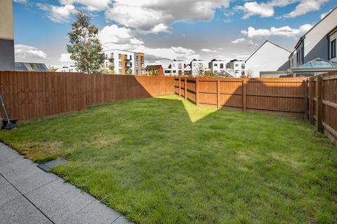 3 bedroom terraced house for sale, Holdenby Drive, Corby NN17