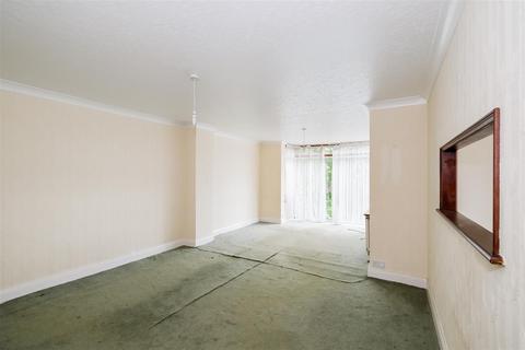2 Nevin Drive, London, E4 7LH