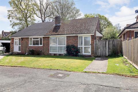 2 bedroom semi-detached bungalow for sale, Ryecroft Meadow, Mannings Heath, Horsham