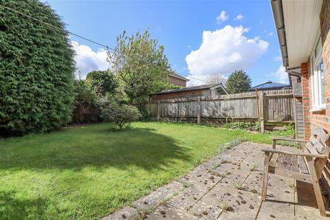 2 bedroom semi-detached bungalow for sale, Ryecroft Meadow, Mannings Heath, Horsham