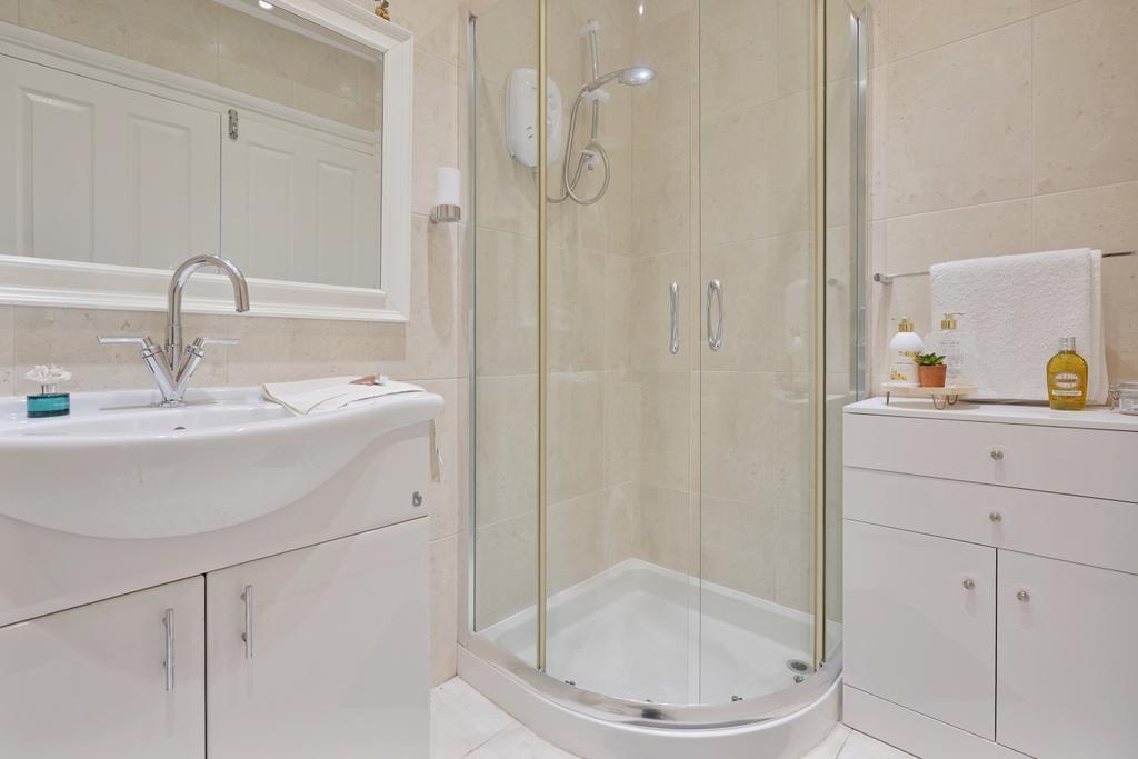 Bedroom 3 En-Suite