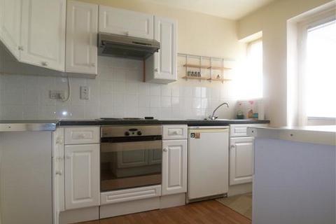3 bedroom semi-detached house to rent, Westbury Lane, Buckhurst Hill IG9