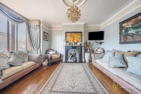 19 Radnor Avenue, Harrow, HA1 1SB