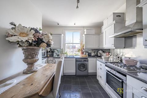 19 Radnor Avenue, Harrow, HA1 1SB