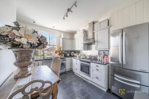 19 Radnor Avenue, Harrow, HA1 1SB