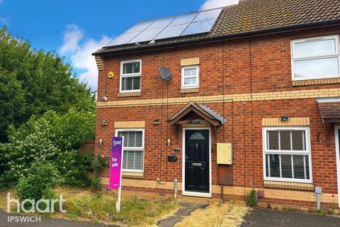 2 bedroom semi-detached house for sale