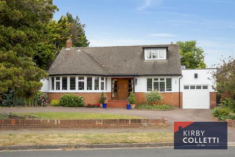 3 bedroom detached bungalow for sale, Carnaby Road, Broxbourne