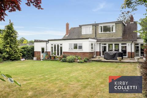 3 bedroom detached bungalow for sale, Carnaby Road, Broxbourne