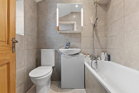 71 Addison Road, London, SE25 4LP