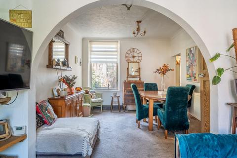 2 bedroom terraced house for sale, Garnet Terrace, York