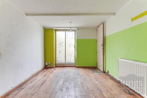 9 Marshgate Drive, Hertford, SG13 7AQ