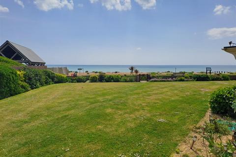 2 bedroom apartment for sale, Overstrand Avenue, Rustington BN16