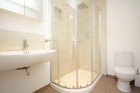 1 bedroom flat to rent, Sheen Road, Richmond TW9