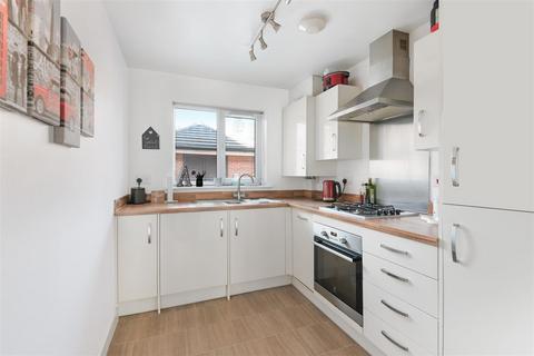 undefined, Winter Close, Epsom
