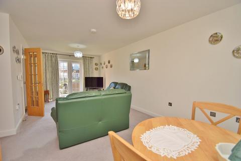 1 bedroom retirement property for sale, The Retreat, Princes Risborough HP27