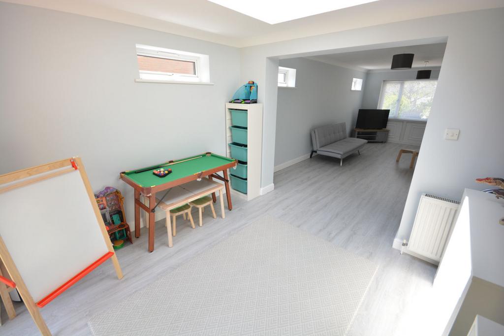 Office space/playroom