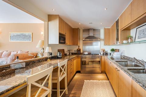 2 bedroom apartment for sale, Thames Quay, SW10