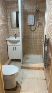 1 bedroom apartment to rent, Clapton Common E5