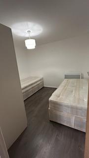 1 bedroom apartment to rent, Clapton Common E5