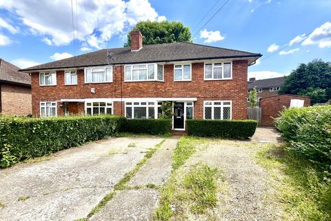 21 Reynolds Avenue, Chessington, KT9 2LQ