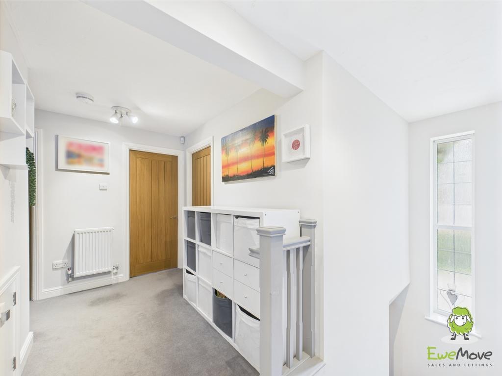 Ewe Move Estate Agents Basingstoke 7 Basingfield Cl