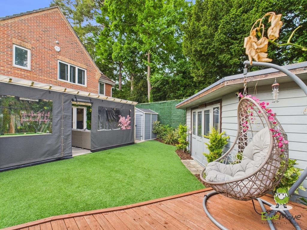 Ewe Move Estate Agents Basingstoke 7 Basingfield Cl