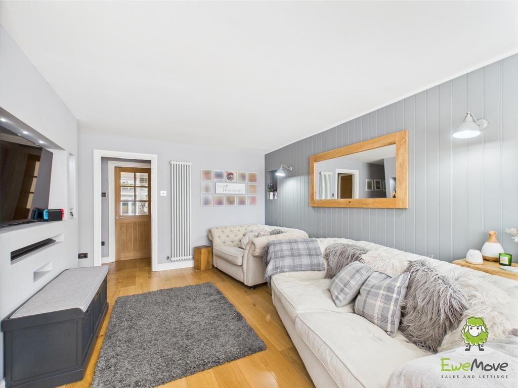 Ewe Move Estate Agents Basingstoke 7 Basingfield Cl