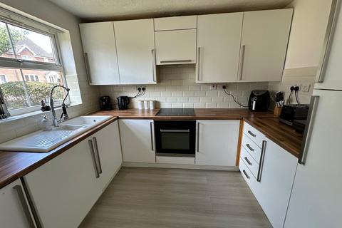 2 bedroom flat for sale, Strathern Road, Leicester, LE3