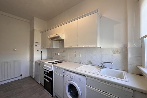 14 Albert Crescent, ML6 6DS
