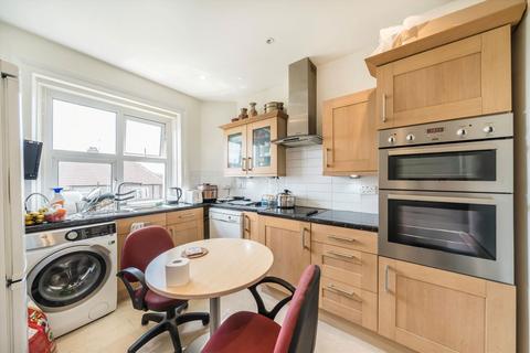 1 bedroom flat for sale, Montacute Road, London SE6
