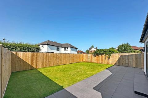 4 bedroom detached house for sale, Carlin Gate, Timperley