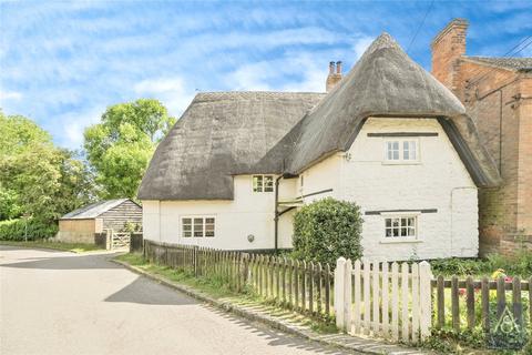 3 bedroom semi-detached house for sale, Lower Way, Buckingham MK18