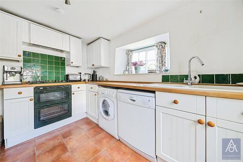 3 bedroom semi-detached house for sale, Lower Way, Buckingham MK18