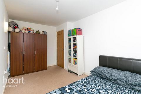 undefined, Empire Way, WEMBLEY