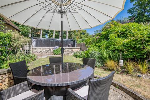 3 bedroom end of terrace house for sale, Mount Pleasant, Aylesford