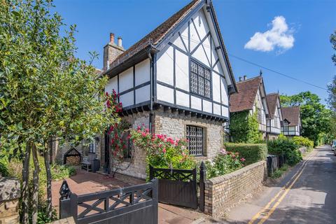 3 bedroom end of terrace house for sale, Mount Pleasant, Aylesford