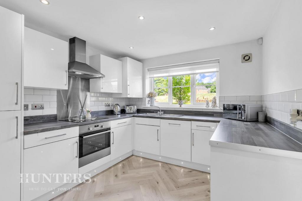 Dining kitchen