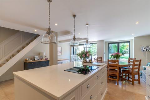 38 Russell Road, Buckhurst Hill, IG9 5QE