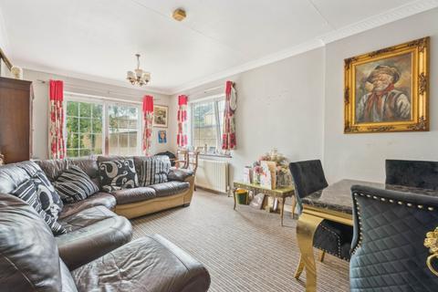 4 bedroom chalet for sale, Bangors Road North, Iver SL0