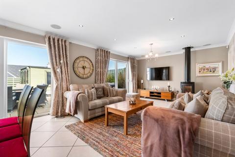 19 Ayr Road, Fisherton, Ayr, KA7 4LQ