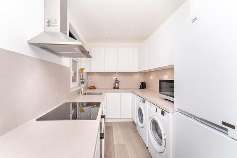 36 Stephenson Road, London, W7 1NW