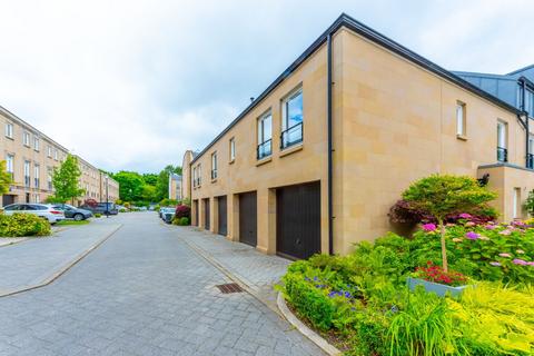 4 bedroom terraced house to rent, 36 Larkfield Gardens, Trinity, Edinburgh, EH5